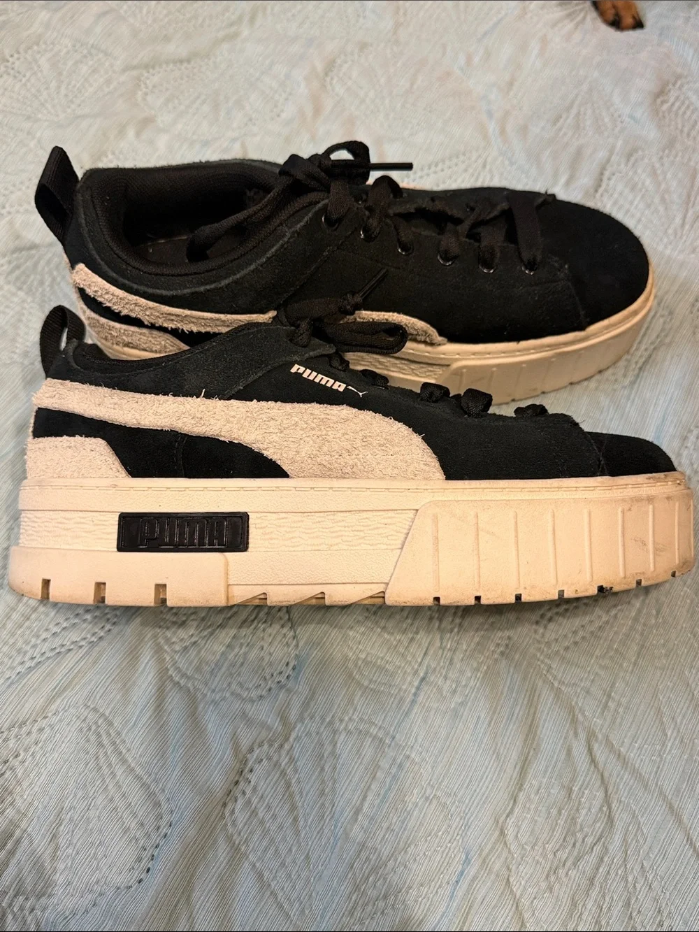 Puma Mayze Teddy Sneakers sz 7